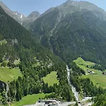 Granstein Affittacamere 3*