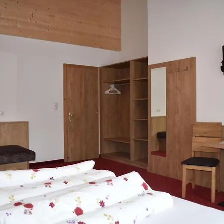 Granstein Gasthuis 3*
