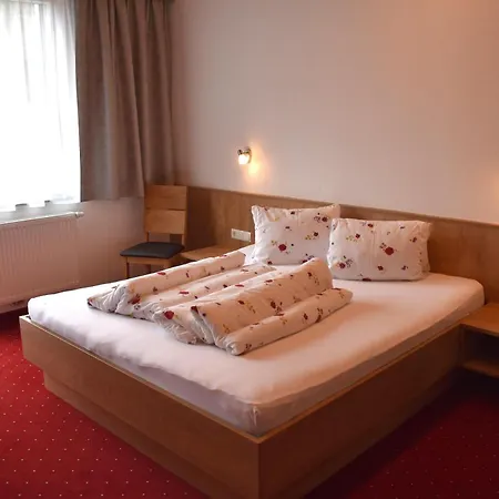 Granstein Ζόλντεν