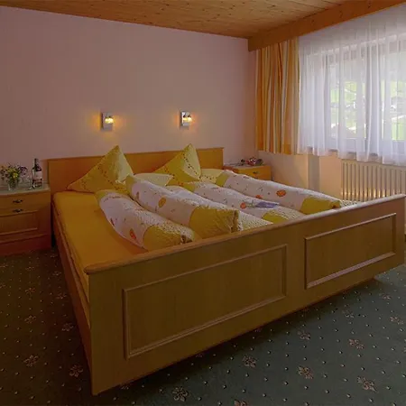 盖思福格兰斯汀膳食旅馆 招待所 3*