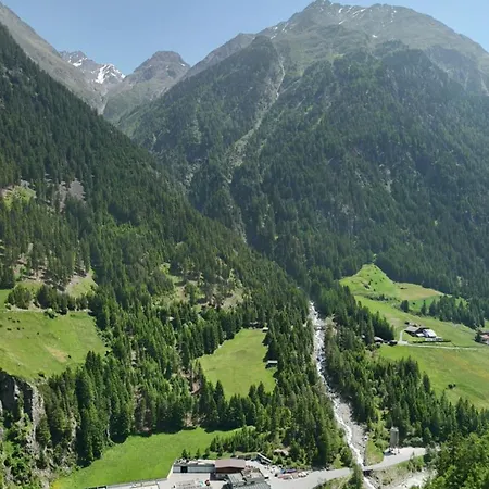 Granstein Affittacamere 3*